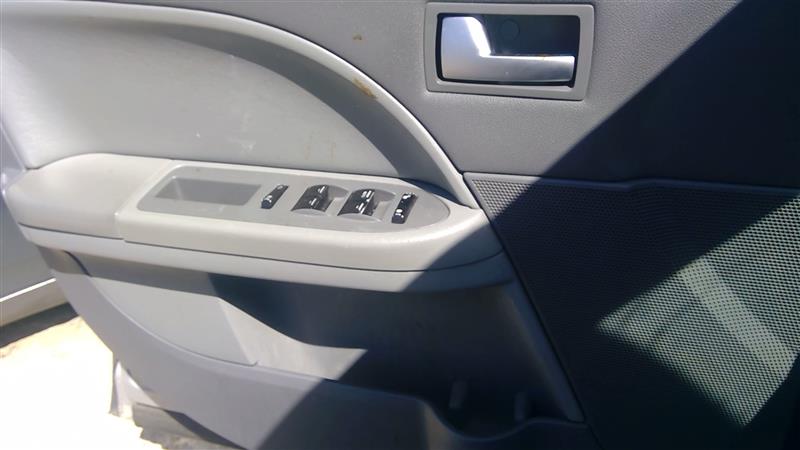https://f005.backblazeb2.com/file/img-partshotlines-com/Inventory/EX366/Vehicle/9300_01.jpg