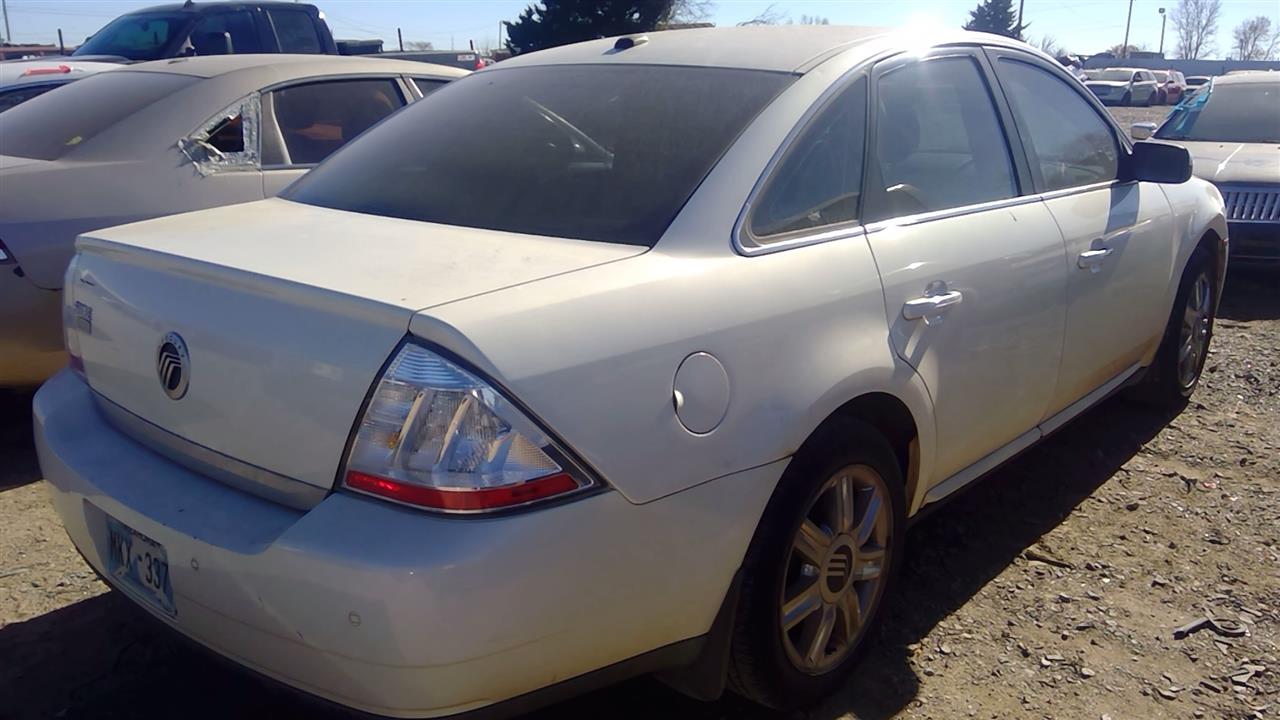 https://f005.backblazeb2.com/file/img-partshotlines-com/Inventory/EX366/Vehicle/9920_10.jpg