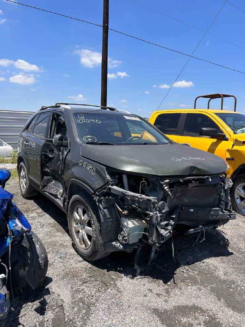 https://f005.backblazeb2.com/file/img-partshotlines-com/Inventory/EX37/2025/10729D/B5342F5AE10A4ED785F717FF4763183E010.jpg
