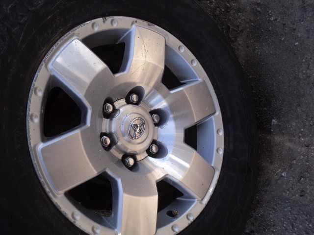 https://f005.backblazeb2.com/file/img-partshotlines-com/Inventory/EX379/Vehicle/10057_04.jpg