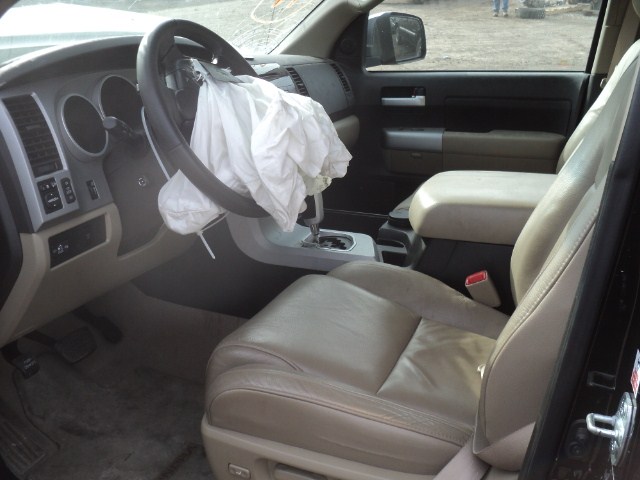https://f005.backblazeb2.com/file/img-partshotlines-com/Inventory/EX379/Vehicle/12443_08.jpg