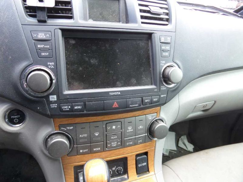 https://f005.backblazeb2.com/file/img-partshotlines-com/Inventory/EX379/Vehicle/16744_09.jpg