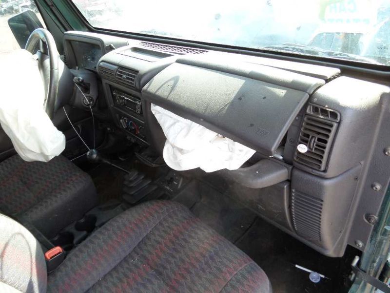 https://f005.backblazeb2.com/file/img-partshotlines-com/Inventory/EX379/Vehicle/17020_12.jpg