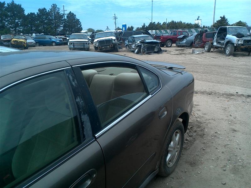 https://f005.backblazeb2.com/file/img-partshotlines-com/Inventory/EX379/Vehicle/18729_05.jpg