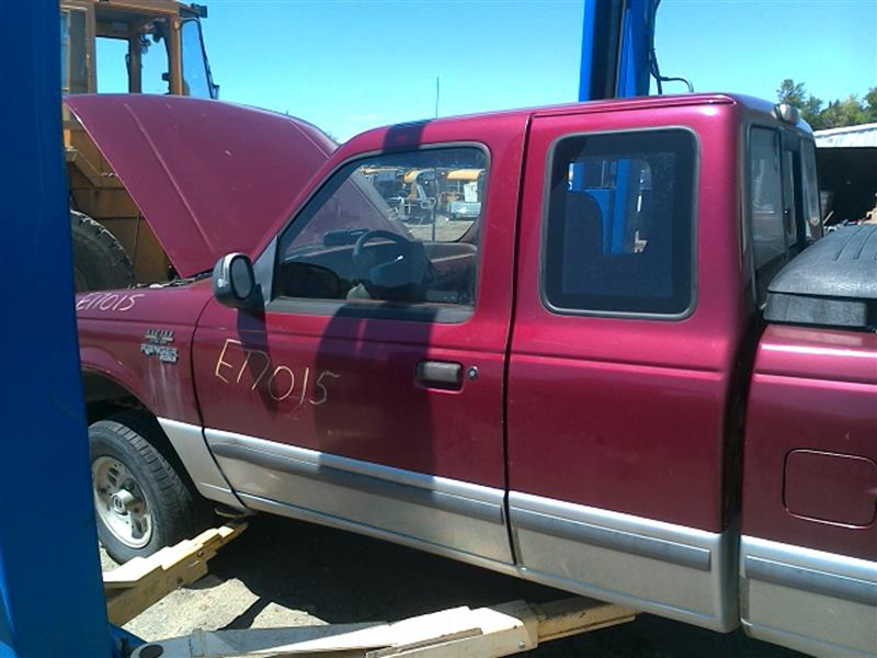 https://f005.backblazeb2.com/file/img-partshotlines-com/Inventory/EX379/Vehicle/20233_04.jpg