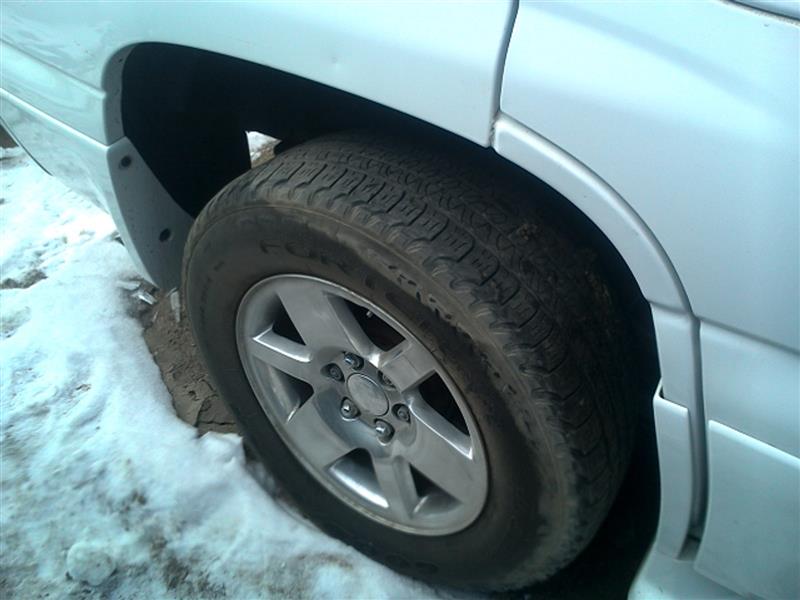 https://f005.backblazeb2.com/file/img-partshotlines-com/Inventory/EX379/Vehicle/21109_10.jpg
