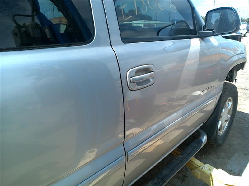 https://f005.backblazeb2.com/file/img-partshotlines-com/Inventory/EX379/Vehicle/21889_04.jpg