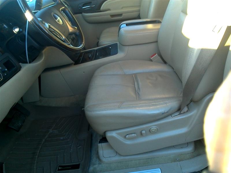 https://f005.backblazeb2.com/file/img-partshotlines-com/Inventory/EX379/Vehicle/22720_12.jpg