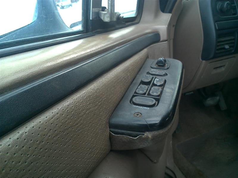 https://f005.backblazeb2.com/file/img-partshotlines-com/Inventory/EX379/Vehicle/22954_03.jpg