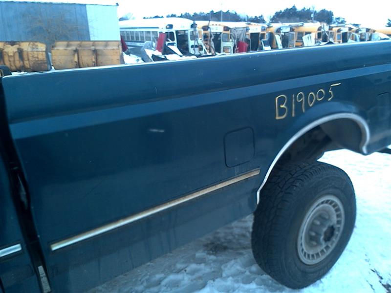 https://f005.backblazeb2.com/file/img-partshotlines-com/Inventory/EX379/Vehicle/22954_06.jpg