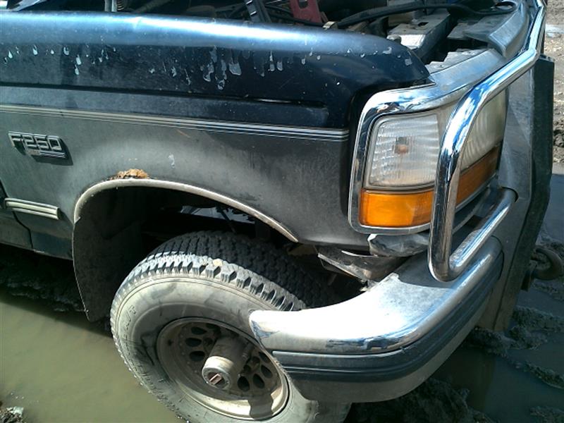 https://f005.backblazeb2.com/file/img-partshotlines-com/Inventory/EX379/Vehicle/23509_03.jpg