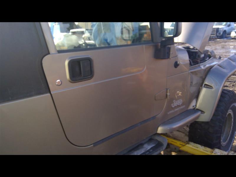 https://f005.backblazeb2.com/file/img-partshotlines-com/Inventory/EX379/Vehicle/24245_03.jpg