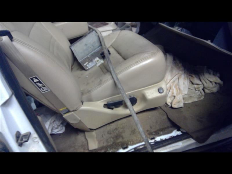 https://f005.backblazeb2.com/file/img-partshotlines-com/Inventory/EX379/Vehicle/24411_08.jpg