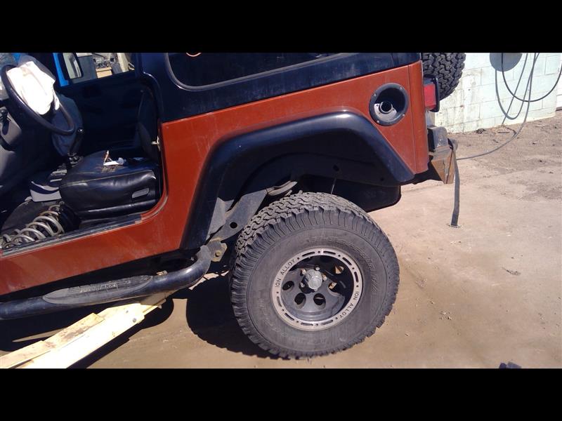 https://f005.backblazeb2.com/file/img-partshotlines-com/Inventory/EX379/Vehicle/24605_04.jpg