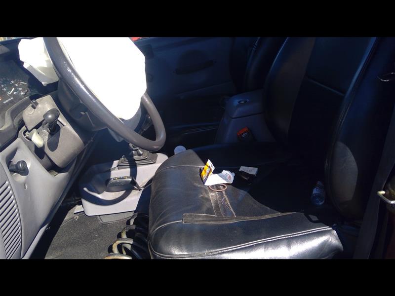 https://f005.backblazeb2.com/file/img-partshotlines-com/Inventory/EX379/Vehicle/24605_06.jpg
