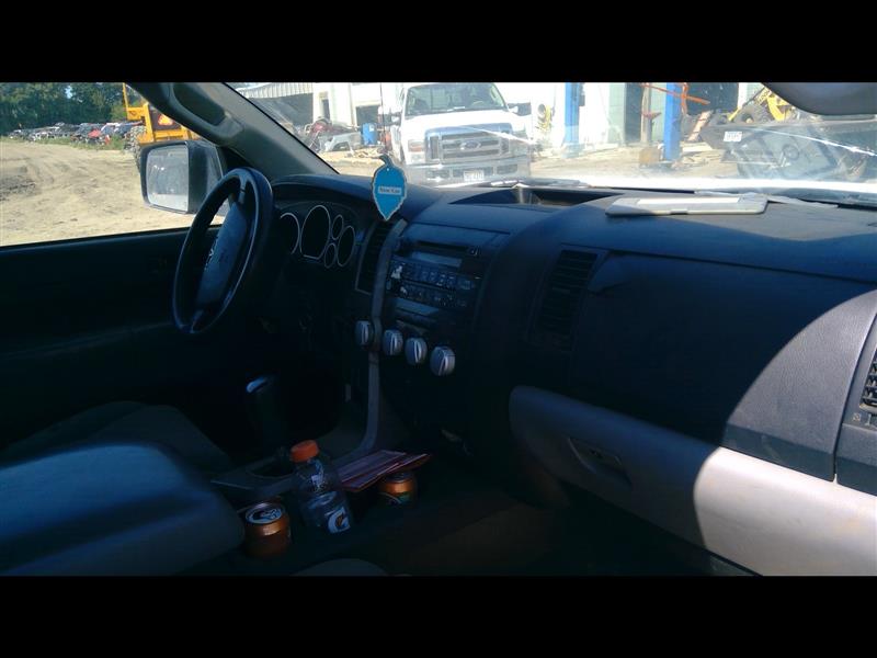 https://f005.backblazeb2.com/file/img-partshotlines-com/Inventory/EX379/Vehicle/25194_06.jpg