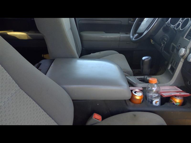https://f005.backblazeb2.com/file/img-partshotlines-com/Inventory/EX379/Vehicle/25194_07.jpg