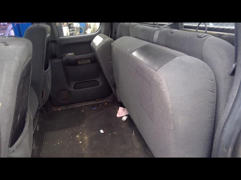 https://f005.backblazeb2.com/file/img-partshotlines-com/Inventory/EX379/Vehicle/26195_09.jpg