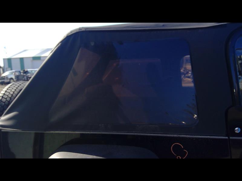 https://f005.backblazeb2.com/file/img-partshotlines-com/Inventory/EX379/Vehicle/26263_10.jpg