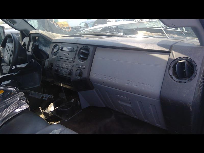 https://f005.backblazeb2.com/file/img-partshotlines-com/Inventory/EX379/Vehicle/26698_06.jpg