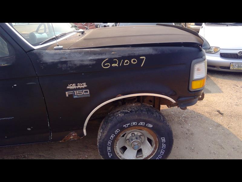 https://f005.backblazeb2.com/file/img-partshotlines-com/Inventory/EX379/Vehicle/26700_10.jpg
