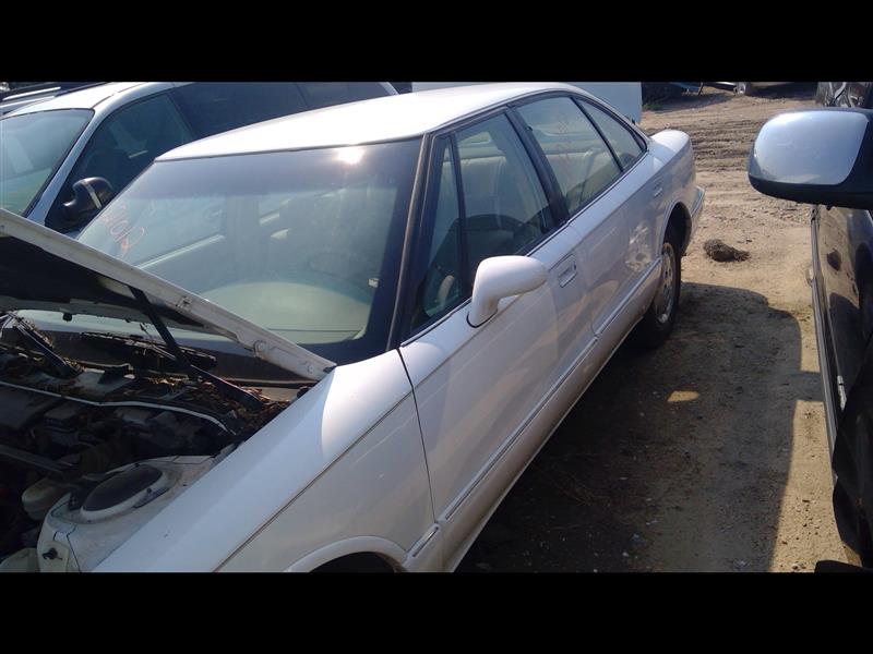 https://f005.backblazeb2.com/file/img-partshotlines-com/Inventory/EX379/Vehicle/26859_07.jpg