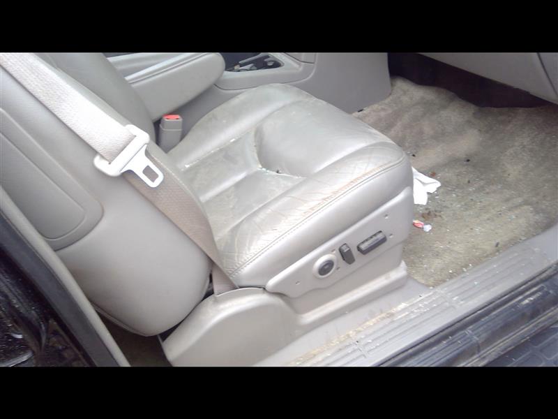 https://f005.backblazeb2.com/file/img-partshotlines-com/Inventory/EX379/Vehicle/27185_08.jpg