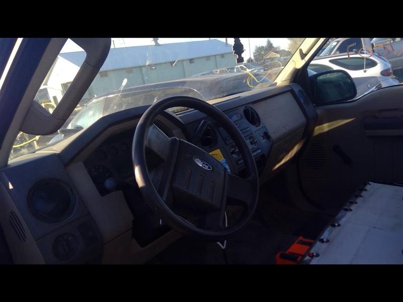 https://f005.backblazeb2.com/file/img-partshotlines-com/Inventory/EX379/Vehicle/27236_09.jpg