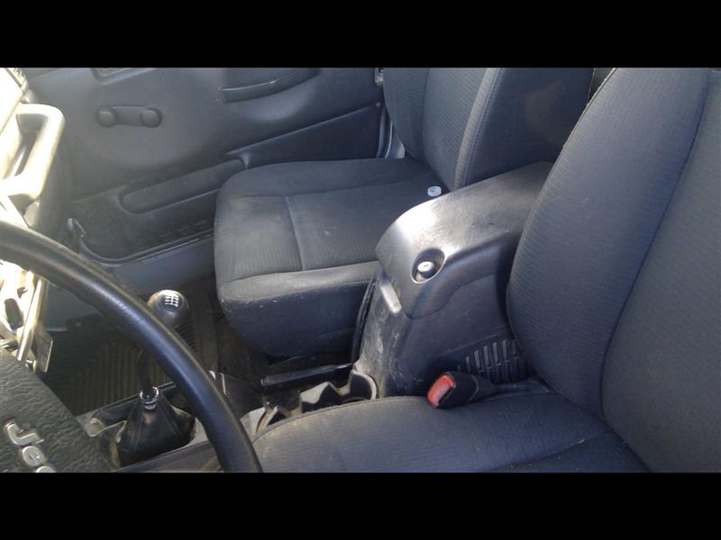 https://f005.backblazeb2.com/file/img-partshotlines-com/Inventory/EX379/Vehicle/27248_09.jpg