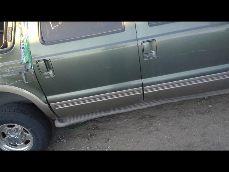 https://f005.backblazeb2.com/file/img-partshotlines-com/Inventory/EX379/Vehicle/27436_12.jpg