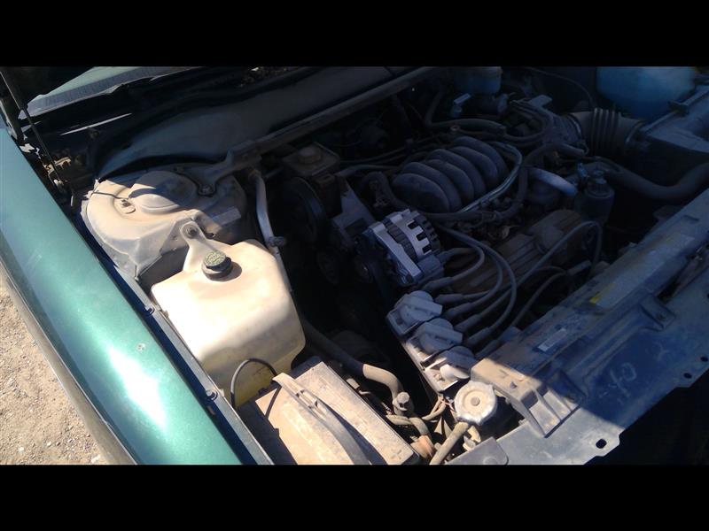 https://f005.backblazeb2.com/file/img-partshotlines-com/Inventory/EX379/Vehicle/27495_10.jpg