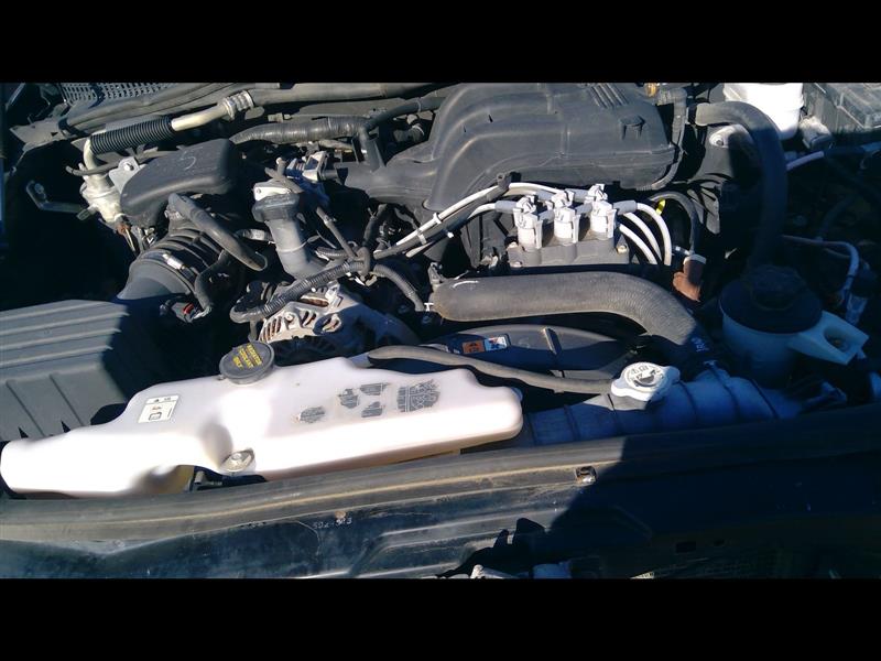 https://f005.backblazeb2.com/file/img-partshotlines-com/Inventory/EX379/Vehicle/27732_04.jpg