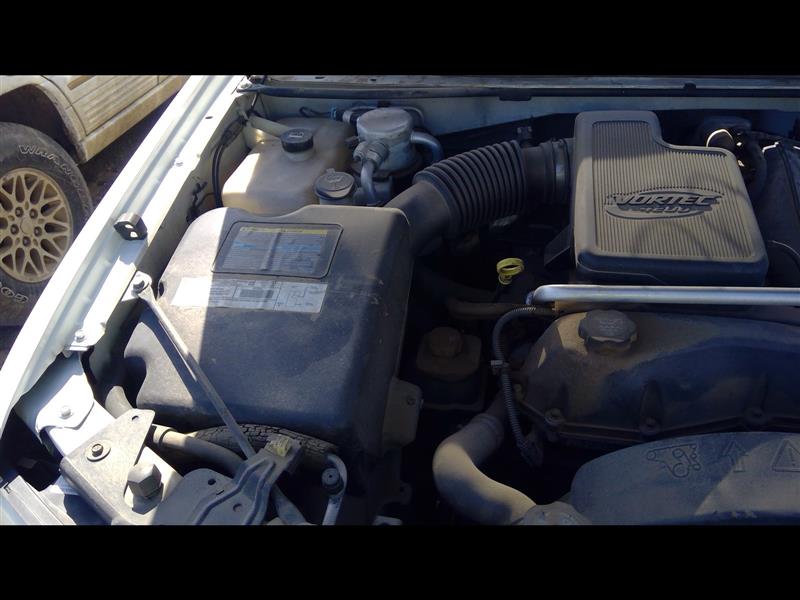 https://f005.backblazeb2.com/file/img-partshotlines-com/Inventory/EX379/Vehicle/27976_04.jpg