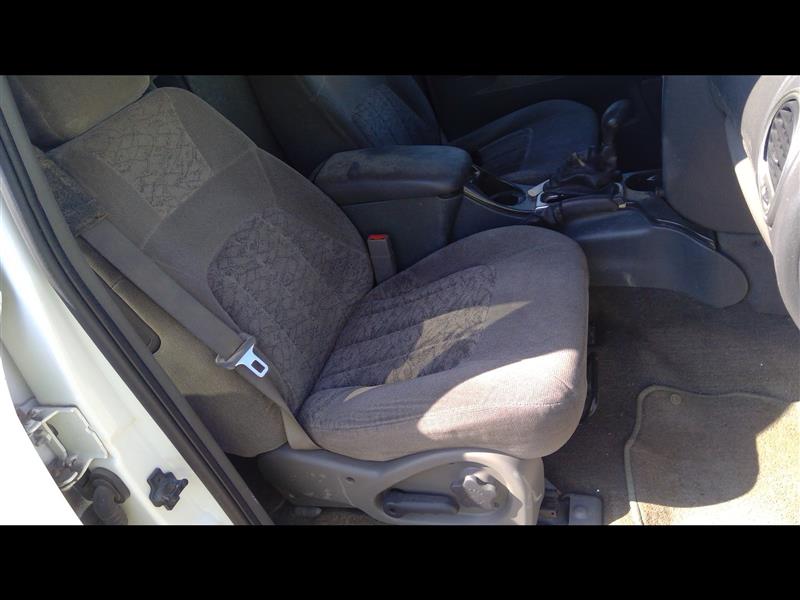 https://f005.backblazeb2.com/file/img-partshotlines-com/Inventory/EX379/Vehicle/27976_07.jpg
