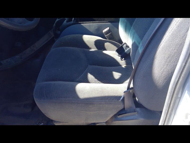 https://f005.backblazeb2.com/file/img-partshotlines-com/Inventory/EX379/Vehicle/28169_11.jpg