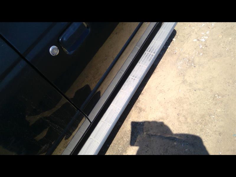 https://f005.backblazeb2.com/file/img-partshotlines-com/Inventory/EX379/Vehicle/28262_11.jpg