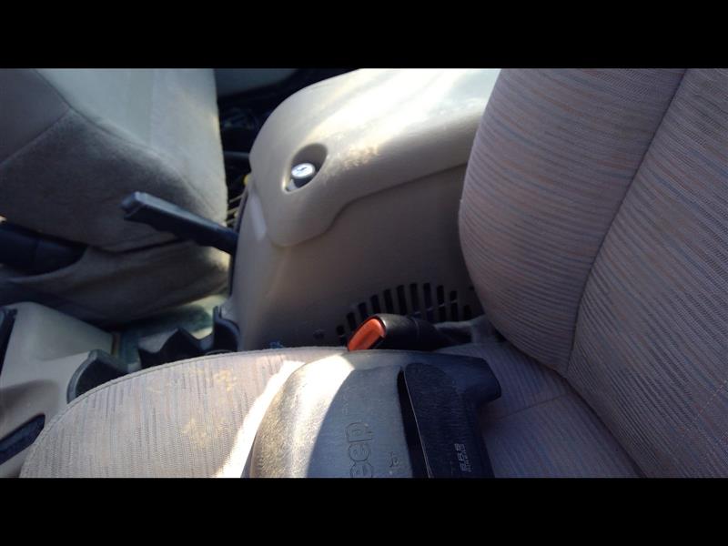 https://f005.backblazeb2.com/file/img-partshotlines-com/Inventory/EX379/Vehicle/28328_10.jpg