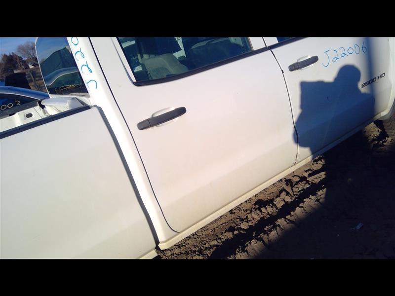 https://f005.backblazeb2.com/file/img-partshotlines-com/Inventory/EX379/Vehicle/28725_04.jpg