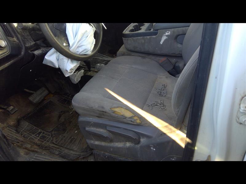 https://f005.backblazeb2.com/file/img-partshotlines-com/Inventory/EX379/Vehicle/28725_11.jpg