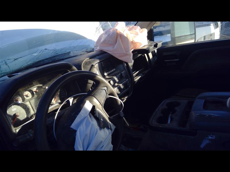 https://f005.backblazeb2.com/file/img-partshotlines-com/Inventory/EX379/Vehicle/28725_12.jpg