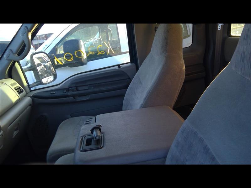 https://f005.backblazeb2.com/file/img-partshotlines-com/Inventory/EX379/Vehicle/28770_10.jpg