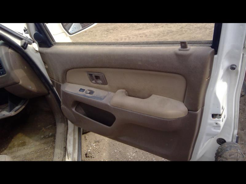 https://f005.backblazeb2.com/file/img-partshotlines-com/Inventory/EX379/Vehicle/29216_06.jpg