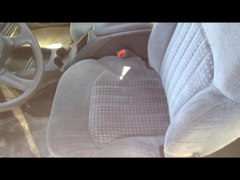 https://f005.backblazeb2.com/file/img-partshotlines-com/Inventory/EX379/Vehicle/29234_06.jpg