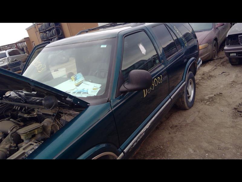 https://f005.backblazeb2.com/file/img-partshotlines-com/Inventory/EX379/Vehicle/29408_05.jpg