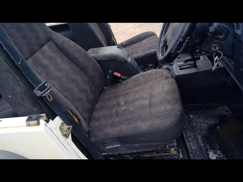 https://f005.backblazeb2.com/file/img-partshotlines-com/Inventory/EX379/Vehicle/29478_11.jpg