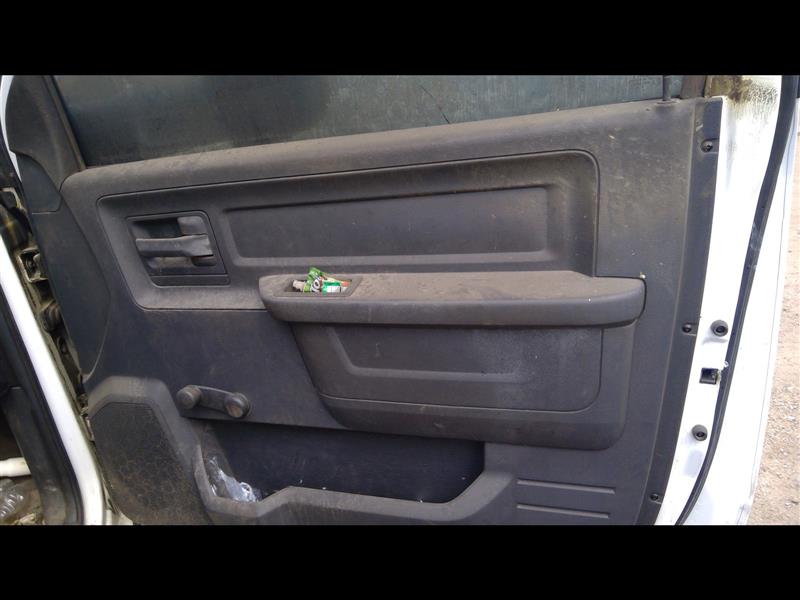 https://f005.backblazeb2.com/file/img-partshotlines-com/Inventory/EX379/Vehicle/29541_03.jpg