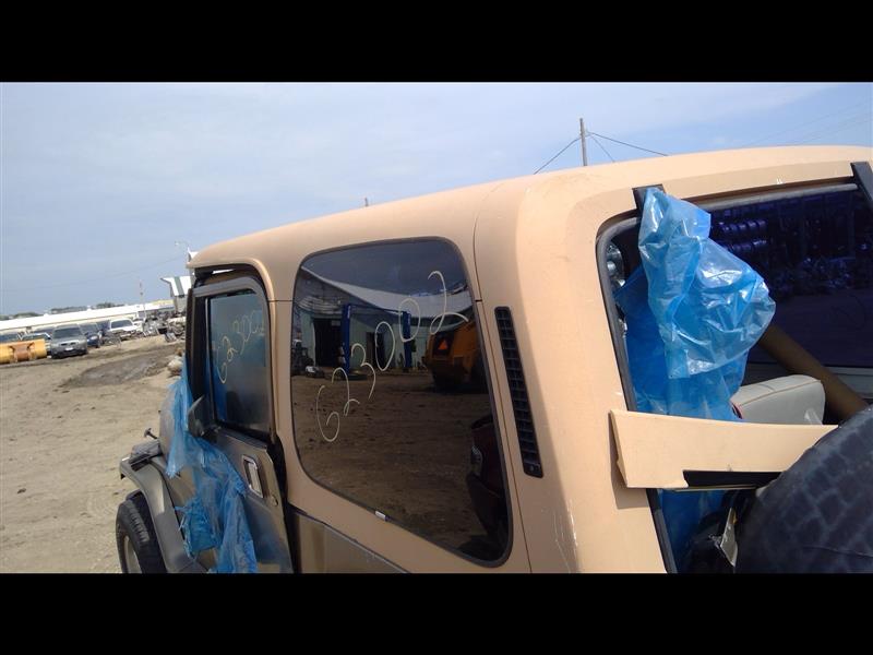https://f005.backblazeb2.com/file/img-partshotlines-com/Inventory/EX379/Vehicle/29720_08.jpg