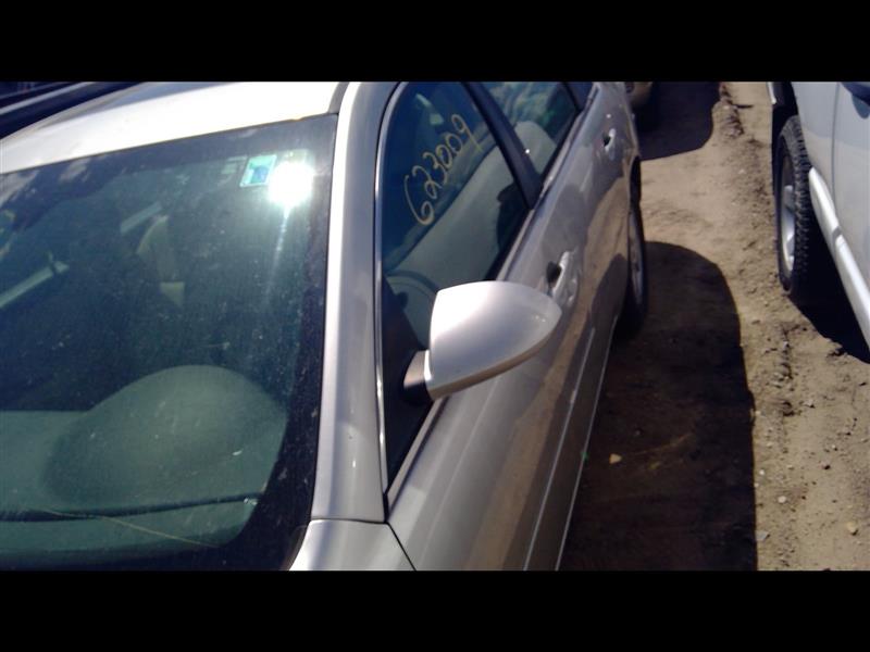 https://f005.backblazeb2.com/file/img-partshotlines-com/Inventory/EX379/Vehicle/29779_10.jpg