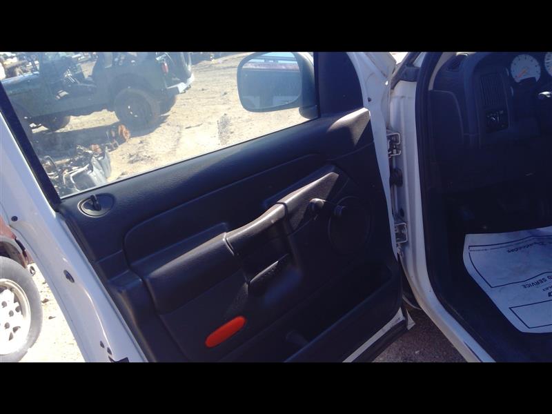 https://f005.backblazeb2.com/file/img-partshotlines-com/Inventory/EX379/Vehicle/29838_12.jpg