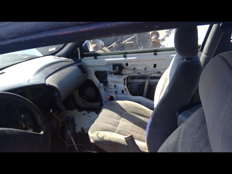 https://f005.backblazeb2.com/file/img-partshotlines-com/Inventory/EX379/Vehicle/29842_10.jpg